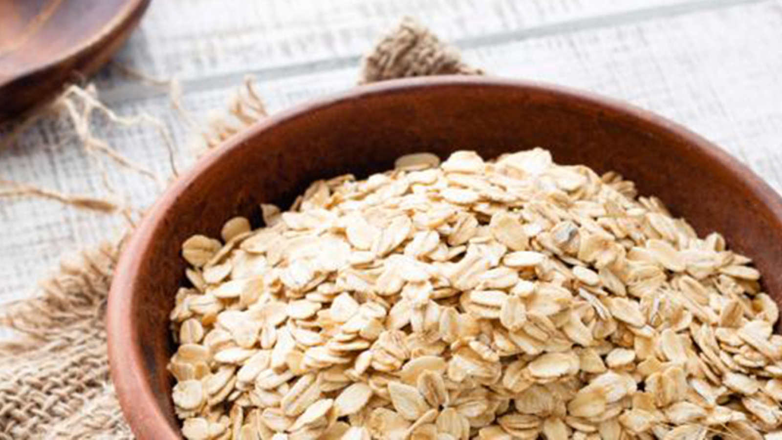 jumbo oat flakes in bowl